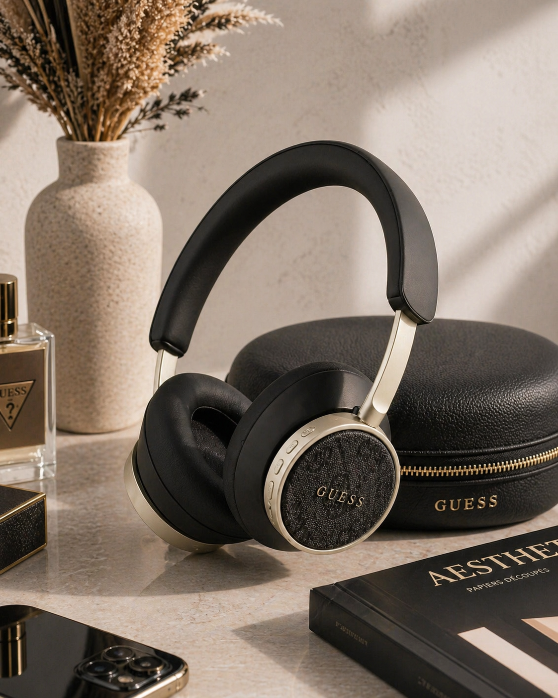 Guess PU Leather 4G Classic Logo ENC Bezdrátová Sluchátka - pohled 1