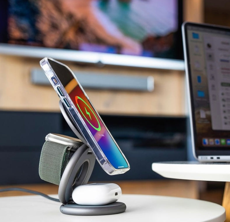 MagSafe bezdrátová skládací nabíječka 3v1 FIXED - pohled 4