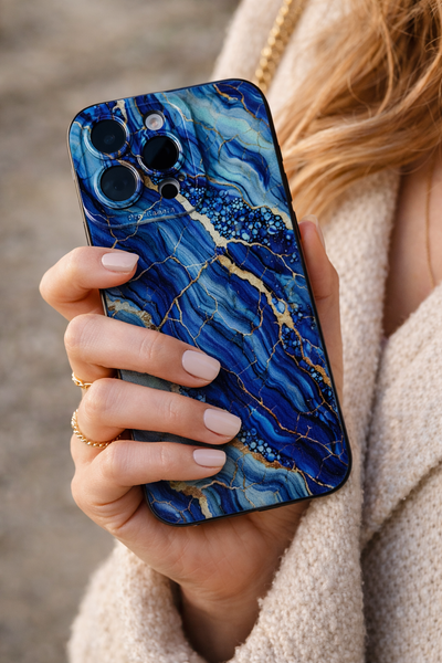 Mramorovaný silikonový kryt pro Apple iPhone 17 modrý