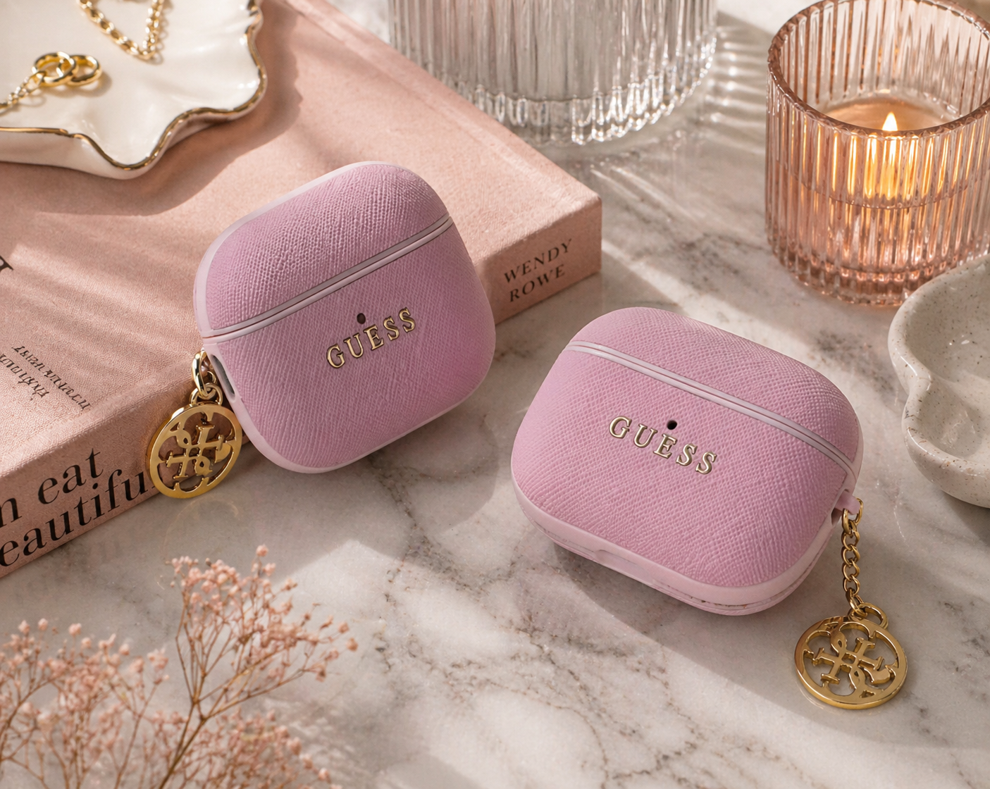 Guess Saffiano 4G Charm Pouzdro - pohled 1