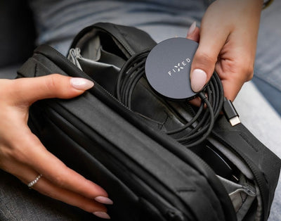 MagSafe bezdrátová nabíječka Qi2 FIXED černá - pohled 4