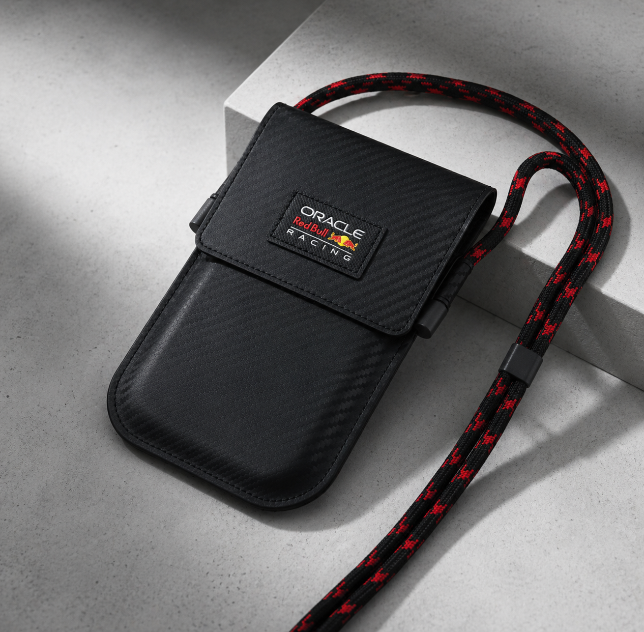Red Bull PU Carbon Taška na Telefon - pohled 1